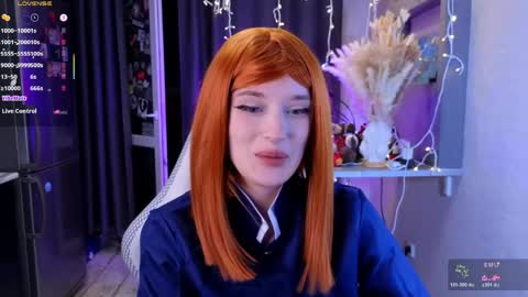 Ella online show from May 18, 6:47 pm