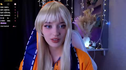 Ella online show from May 16, 7:24 pm