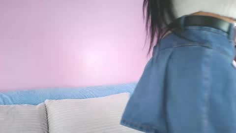 hiyakasudere_ online show from November 18, 6:42 pm