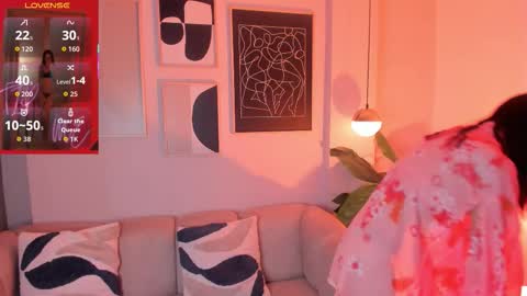 Hiyori  online show from March 21, 6:07 am