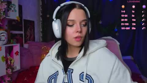 Lux online show from January 8, 4:44 pm