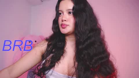 holly_16 online show from February 3, 10:43 pm