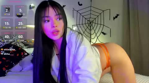 Snapshot of holly_444 chatting on October 11, 3:44 am Once online show from October 11, 3:44 am
