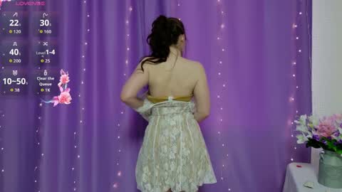 Lana online show from April 10, 1:17 pm