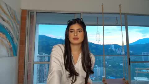 hollyshit_ online show from October 6, 10:47 pm