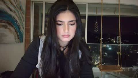 hollyshit_ online show from March 17, 11:53 pm