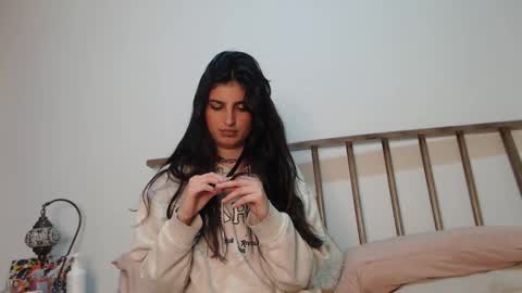 hollyshit_ online show from January 28, 1:18 am