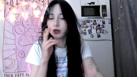 Ho Lee Sheet online show from March 13, 3:35 pm