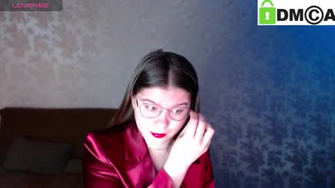 Snapshot of holy_michela chatting on February 21, 3:01 am Welcome guys Pleasure to see you all here My name is MichaelaTip menu is active Private is open online show from February 21, 3:01 am