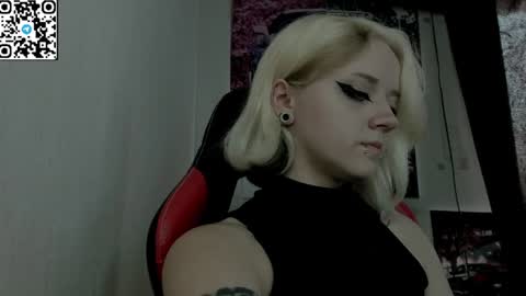 holy_mistresss online show from July 28, 11:17 am