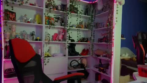 Rumi online show from November 30, 10:41 am