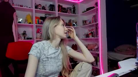 Rumi online show from January 7, 3:26 pm