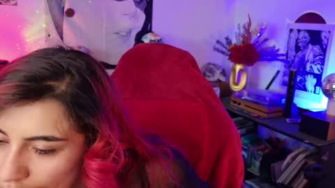   online show from May 20, 10:29 pm