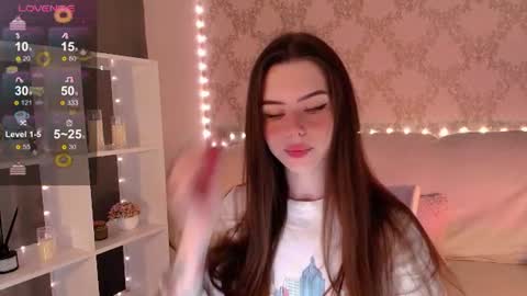 Mia online show from June 15, 3:51 am