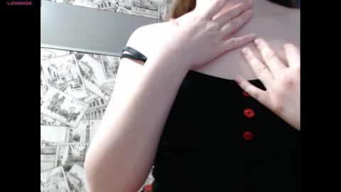 Lina online show from December 28, 12:35 pm