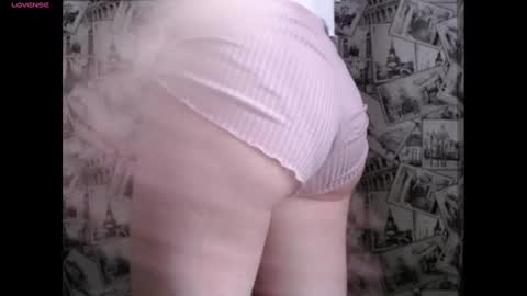 Lina online show from January 2, 7:01 am