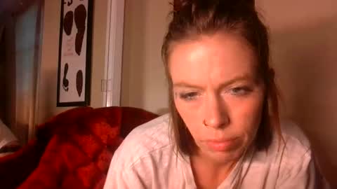 Snapshot of honey_wilde chatting on October 29, 5:59 pm honey_wilde online show from October 29, 5:59 pm