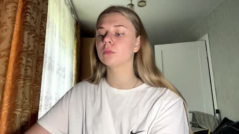 Klara online show from May 31, 10:10 am