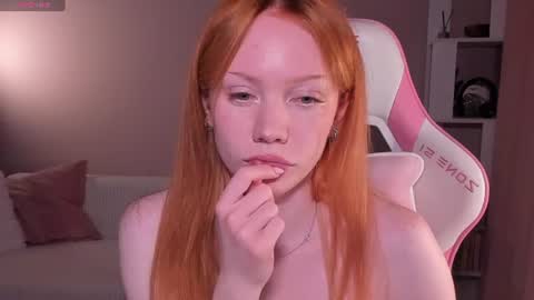 honeyautumn online show from June 13, 6:05 pm