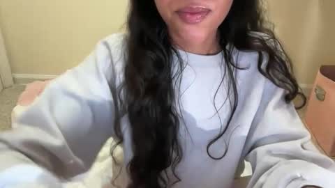 honeybeebaby12 online show from November 2, 3:10 am