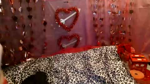 Snapshot of honeychambers chatting on January 22, 12:16 am honeychambers online show from January 22, 12:16 am