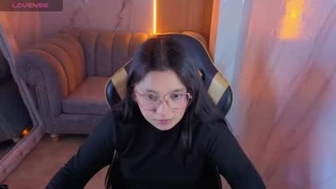 honeydoll_tf online show from July 17, 1:37 pm