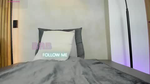 Snapshot of honeyhot69__ chatting on January 8, 11:10 am Sofia independent model online show from January 8, 11:10 am