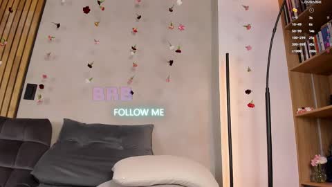 Snapshot of honeyhot69__ chatting on February 15, 11:28 am Sofia independent model online show from February 15, 11:28 am