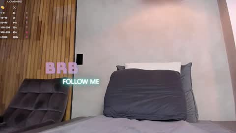 Snapshot of honeyhot69__ chatting on February 24, 11:30 am Sofia independent model online show from February 24, 11:30 am
