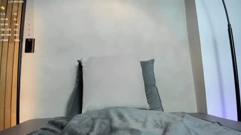 Snapshot of honeyhot69__ chatting on January 12, 11:17 am Sofia independent model online show from January 12, 11:17 am