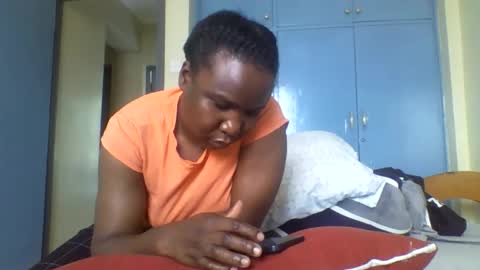 Honeymuny online show from November 1, 9:35 am