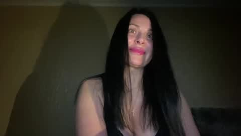 honeyvibe26 online show from May 16, 9:03 pm