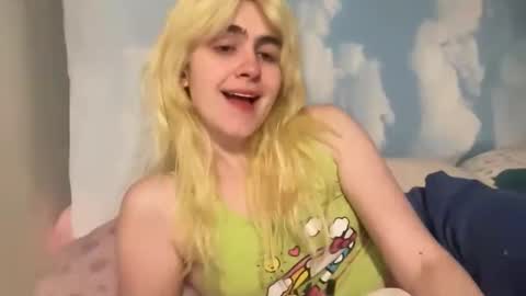 Emi Rose online show from May 10, 12:24 am