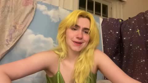 Emi Rose online show from May 26, 5:07 am