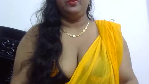Snapshot of horneydesibabe chatting on September 14, 6:06 pm horneydesibabe online show from September 14, 6:06 pm