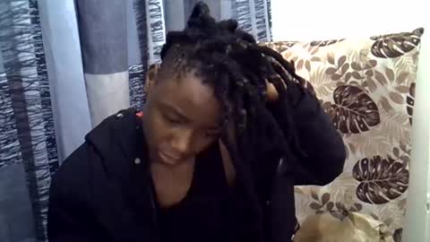 Leila online show from June 17, 6:53 pm