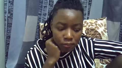 Leila online show from April 14, 4:51 pm