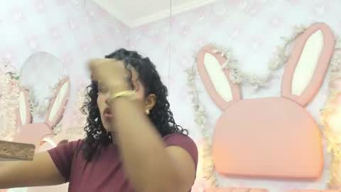 Horny Curls  online show from June 12, 4:09 am