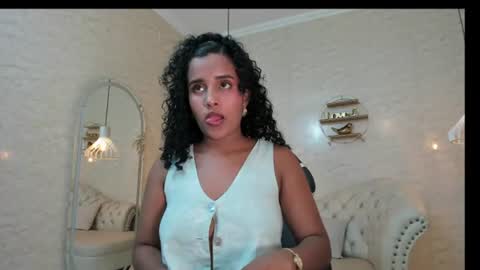 Horny Curls  online show from July 23, 3:58 am