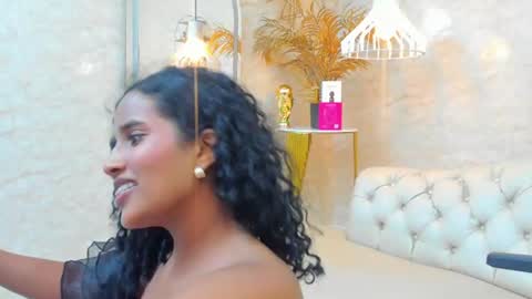 Horny Curls  online show from June 25, 5:12 am