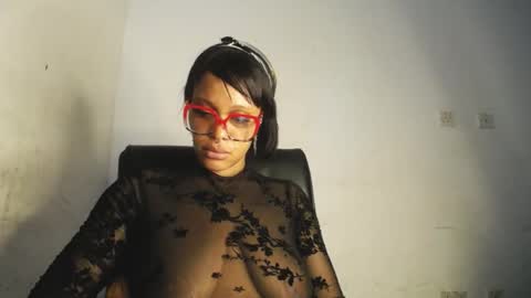 horny_ebonygirl_ online show from May 8, 7:22 am