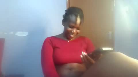 Snapshot of horny_hearts chatting on October 3, 6:24 pm phanice online show from October 3, 6:24 pm