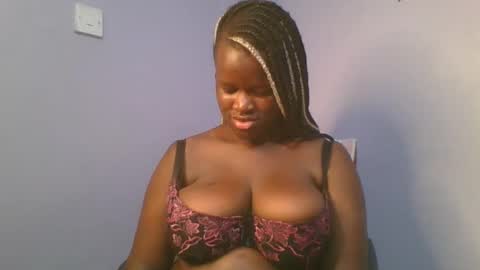 Snapshot of horny_hearts chatting on March 3, 4:54 pm phanice online show from March 3, 4:54 pm
