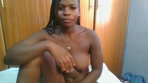 Snapshot of horny_hearts chatting on March 2, 6:59 am phanice online show from March 2, 6:59 am