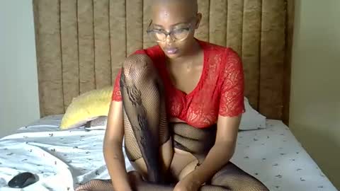 horny_sexy_baby online show from November 30, 6:01 pm