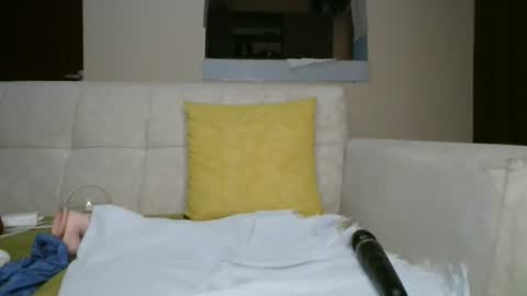 Snapshot of horny_squiter chatting on September 15, 6:32 am horny_squiter online show from September 15, 6:32 am