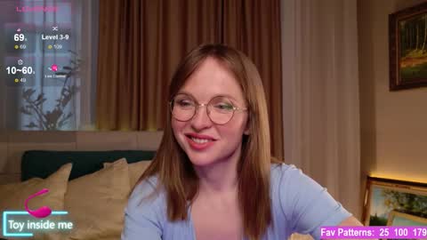 Snapshot of horny_svinka chatting on October 13, 5:10 am Horny Svinka online show from October 13, 5:10 am