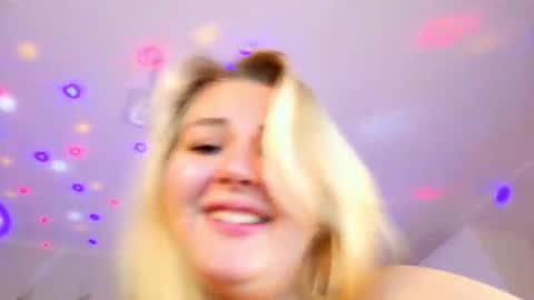 Snapshot of hornycakee chatting on September 10, 2:39 pm HornyCakee online show from September 10, 2:39 pm