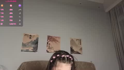hosina_sayeri online show from June 27, 8:04 pm