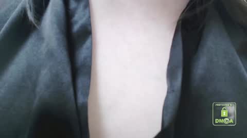 Snapshot of hot_and_pretty chatting on January 18, 9:13 am Lila online show from January 18, 9:13 am